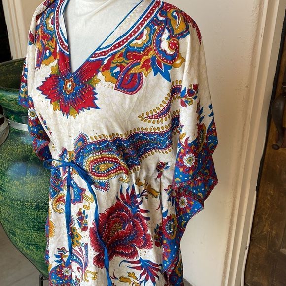 Drawstring
waist coverup one size fits most - Picture 4 of 6